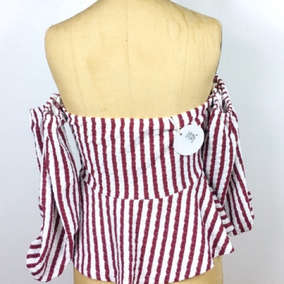 Gorgeous Peplum Top - M - Picture 3 of 7